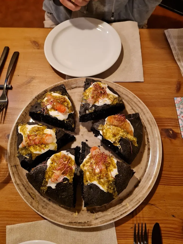 Diego Bernal_Astrattu_Provincia di Siracusa_review