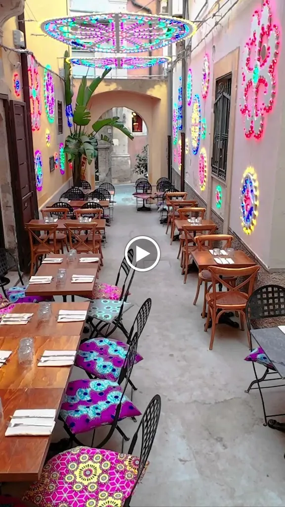 Le Vin de l'Assassin - Bistrot_Provincia di Siracusa_slider_image_2