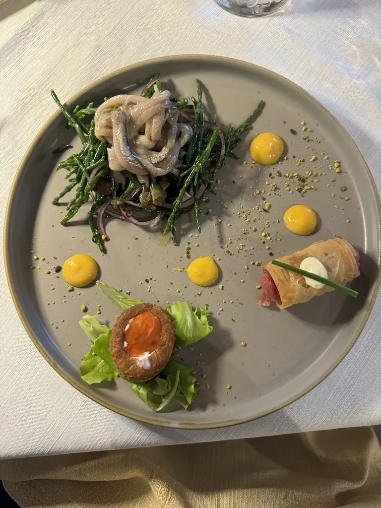 Alison Smith_Clandestino ad Ortigia_Provincia di Siracusa_review