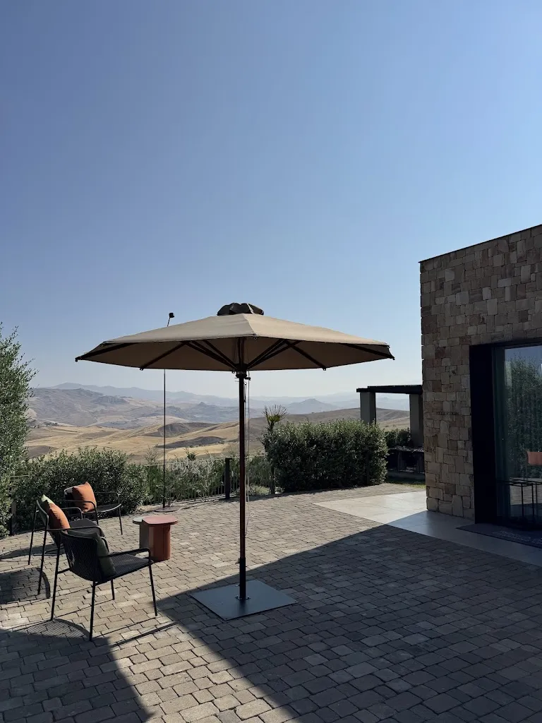 Tim Cras_Rocca dei Saraceni_Regalbuto_review