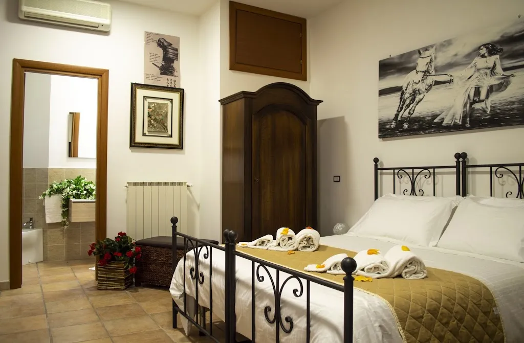 La Dolce Vita Regalbuto_Regalbuto_slider_image_3