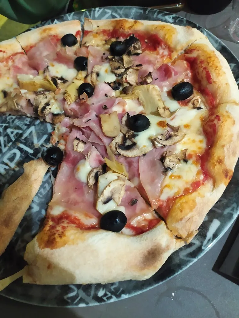 Menu_PizzaMania_Lesina_image_3