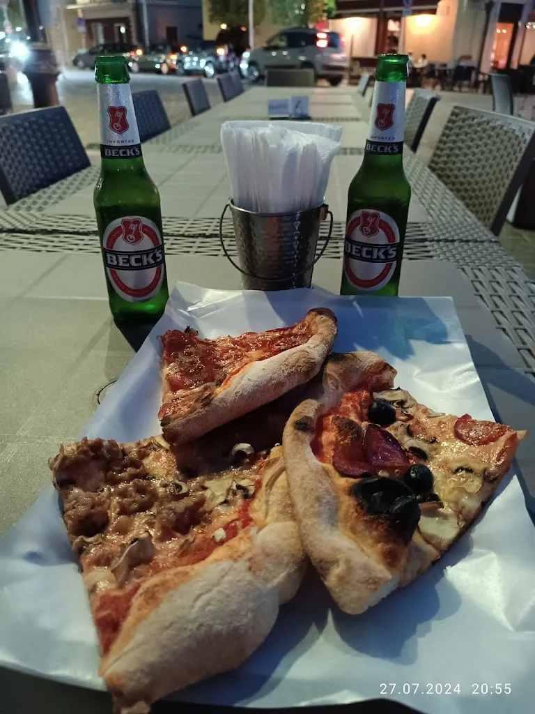 PizzaMania_Lesina_slider_image_3