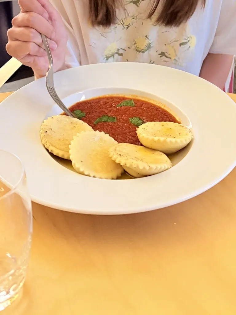 Sascha Erbsloeh_I Banchi_Ragusa_review