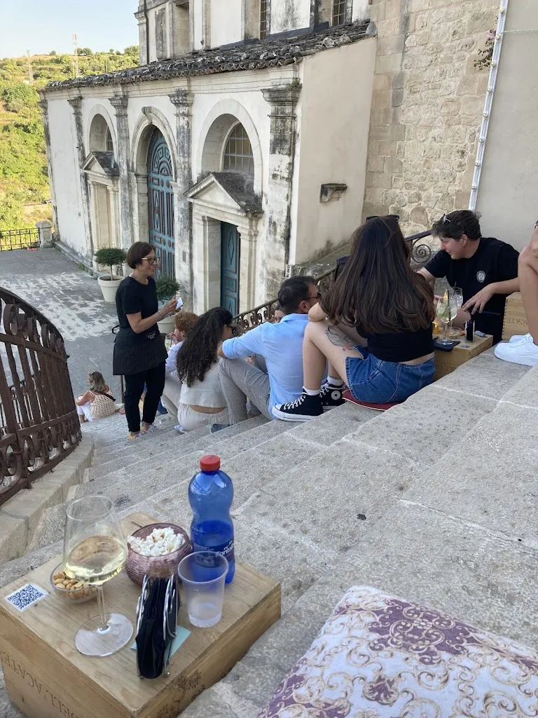 Jan Dennis_Al Gradino 284_Ragusa_review