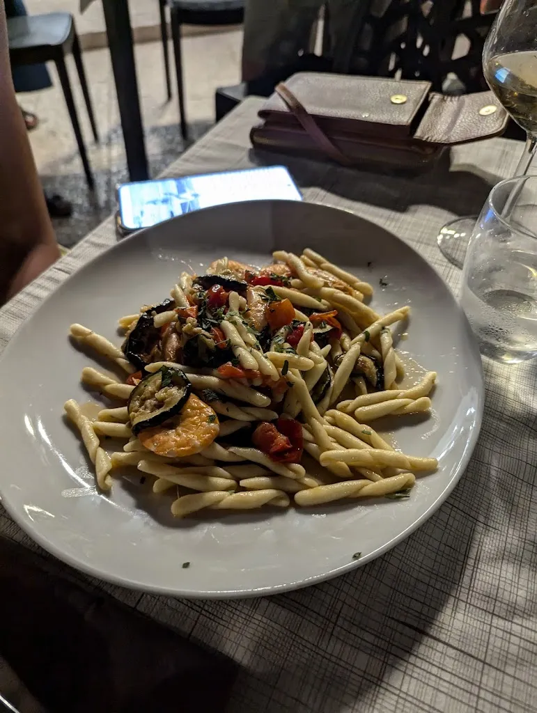 Domenico di Lucia Sposito_La Grotta Delle Chianchette_Lesina_recensione