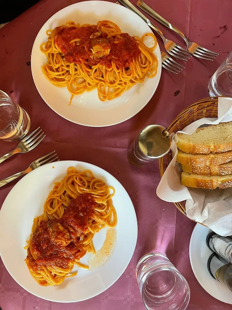 Hanna Kurowski_Pasticceria Tavola Calda Peccati di Gola_Resuttano_recensione