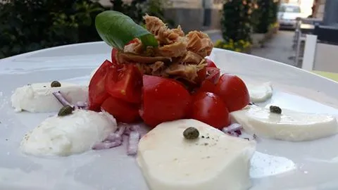 Glass_Riposto_slider_image_3