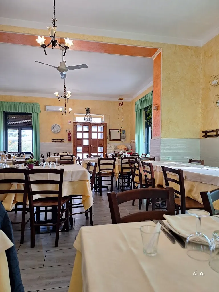 Ristorante La Fermata restaurant in Roccafiorita