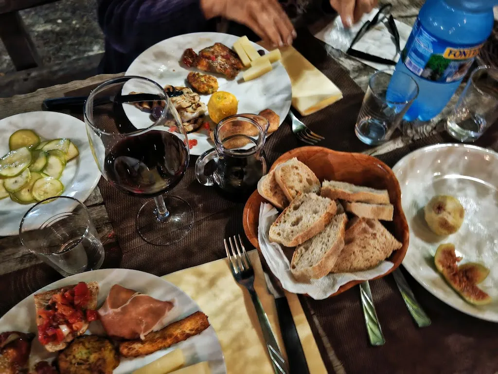 Menu_Ristorante Casa del Pellegrino - Affitta camere_Roccafiorita_image_5