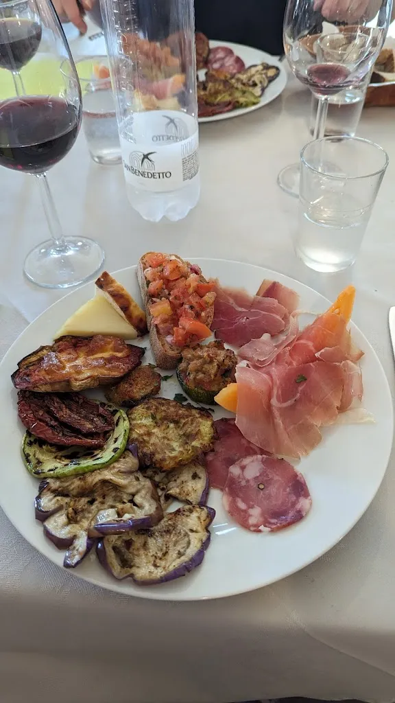 Alex Williams_Ristorante Casa del Pellegrino - Affitta camere_Roccafiorita_review