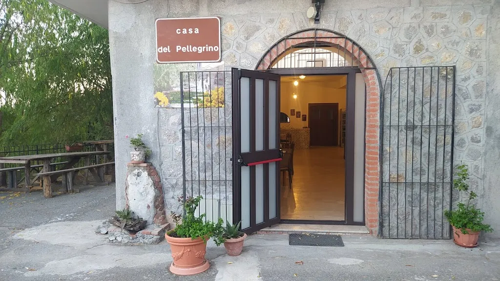 Ristorante Casa del Pellegrino - Affitta camere_Roccafiorita_slider_image_1