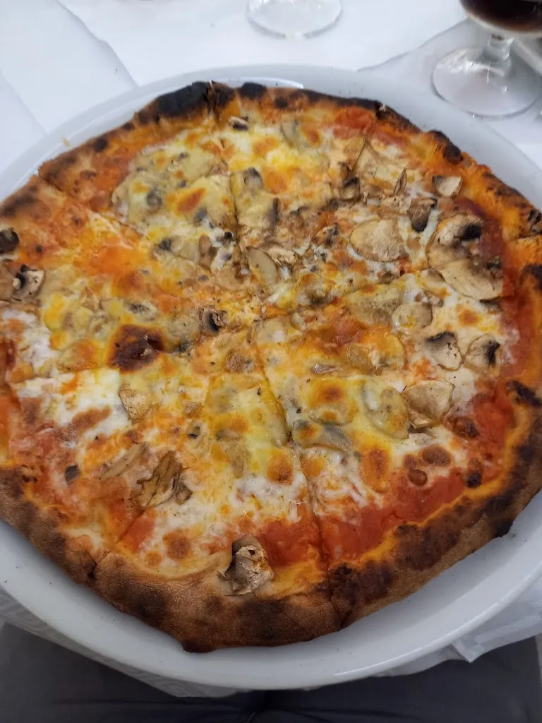 Giovanni Ciotta_Pizzeria Sapori del Fanaco_Ravanusa_review