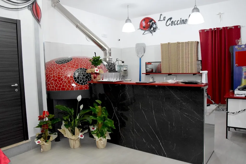 Pizzeria La Coccinella restaurant in Ravanusa