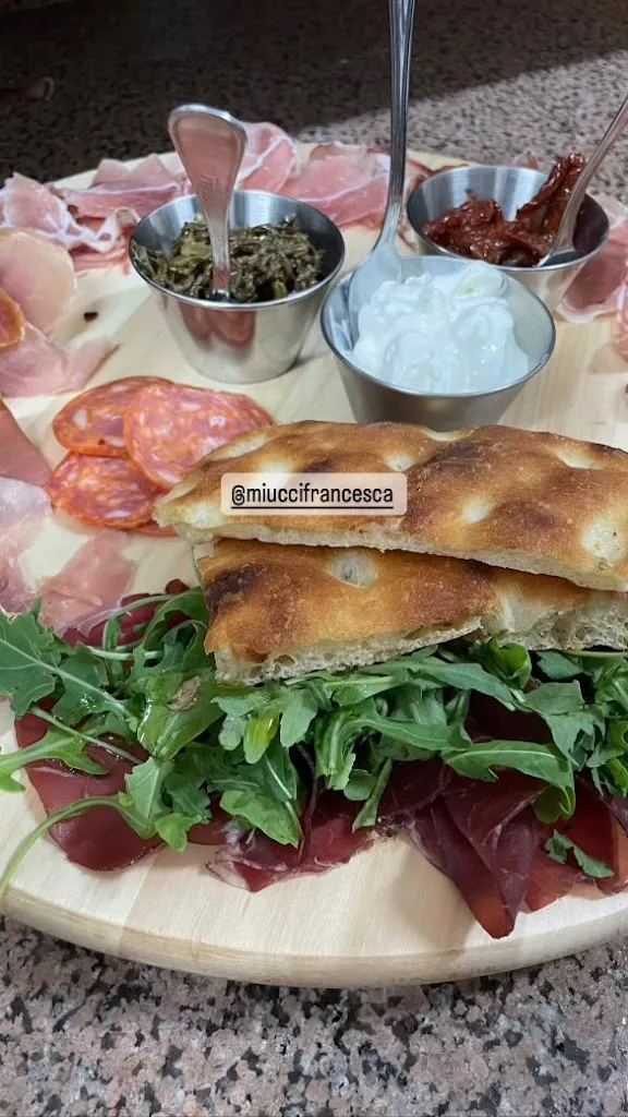 Number One_Lesina_slider_image_3