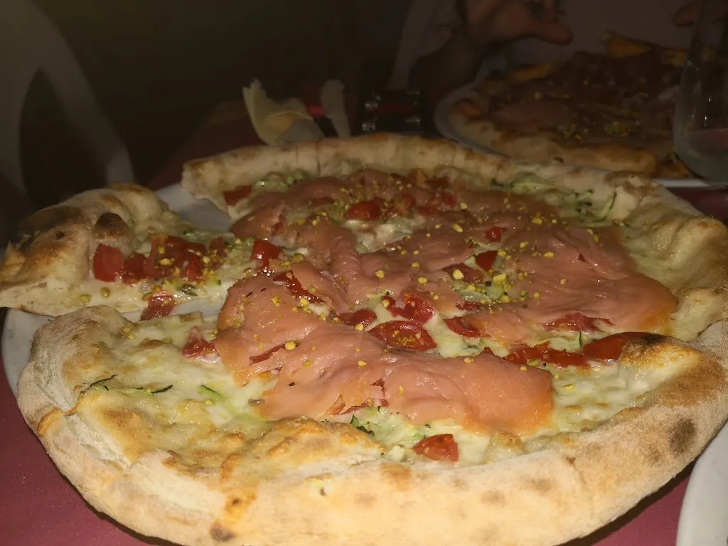 Carmelo Patti_Pizzeria laTerrazza_Ravanusa_review