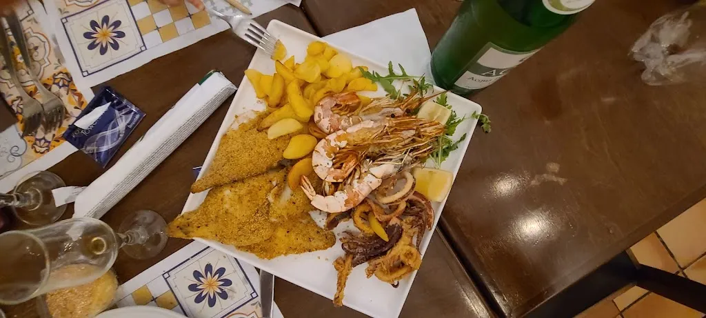 Michael Michaelson_LA ROCCA ALBERGO RISTORANTE SALA RICEVIMENTI PIZZERIA_Roccapalumba_review