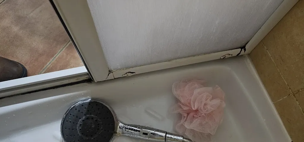 Charlene Darmanin_Etna Valley Farm_Roccella Valdemone_review