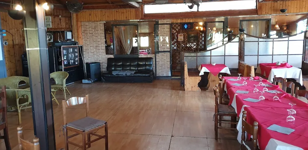 Trattoria Pizzeria Cappuccini restaurant in Roccavaldina