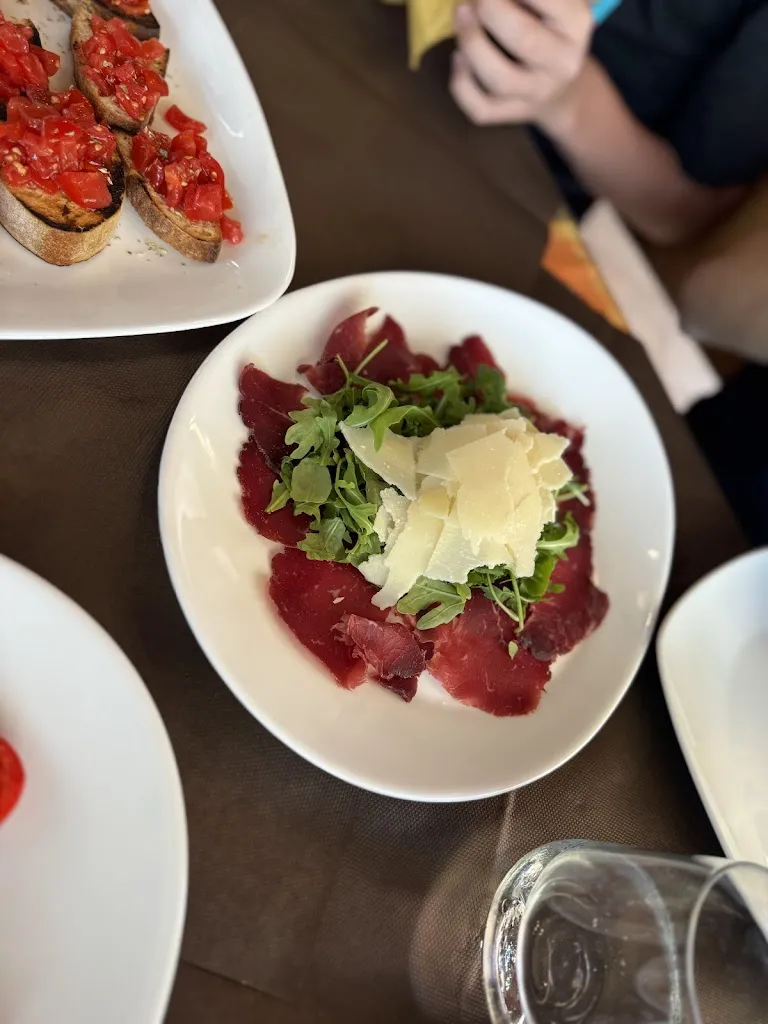 Tareq Muhmood_La Chimera_Rocca di Capri Leone_review