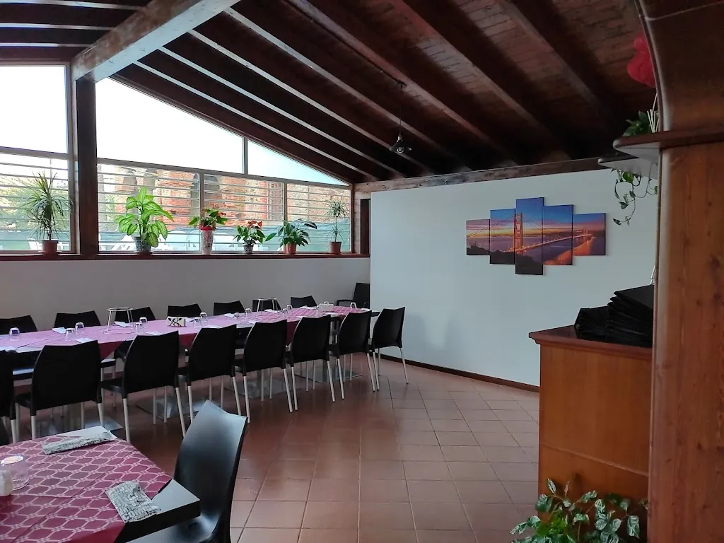 Pizza Time restaurant in Rocca di Capri Leone