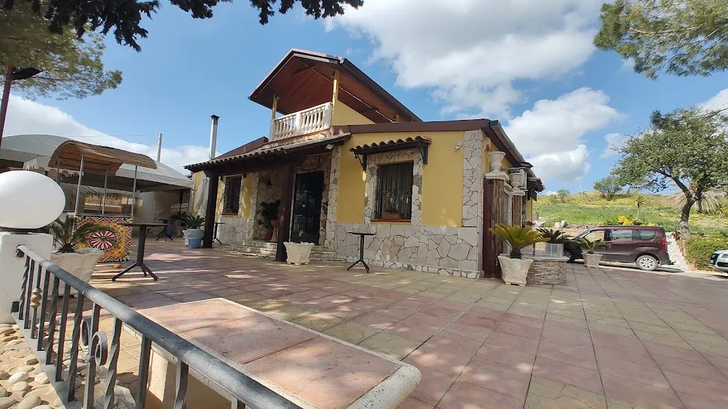 Andrzej Mackiewicz_Lo Stagno_Salaparuta_review