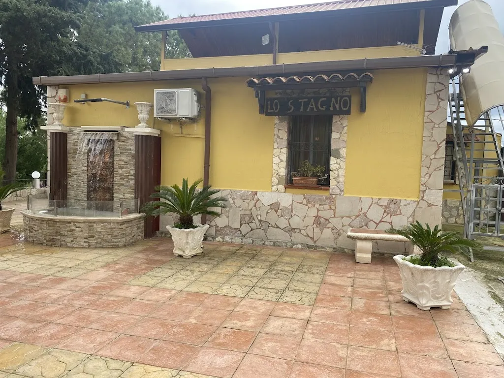 Erna Takacs_Lo Stagno_Salaparuta_review