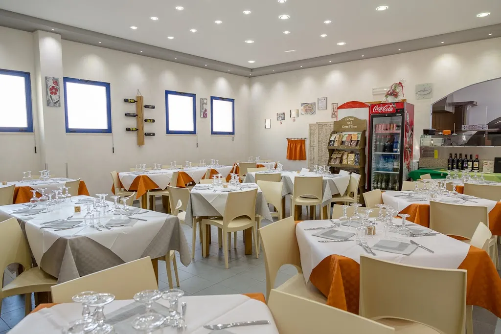 Da Giacomino restaurant in Salaparuta