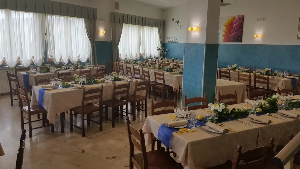 Trattoria Sottocastello restaurant in Rometta