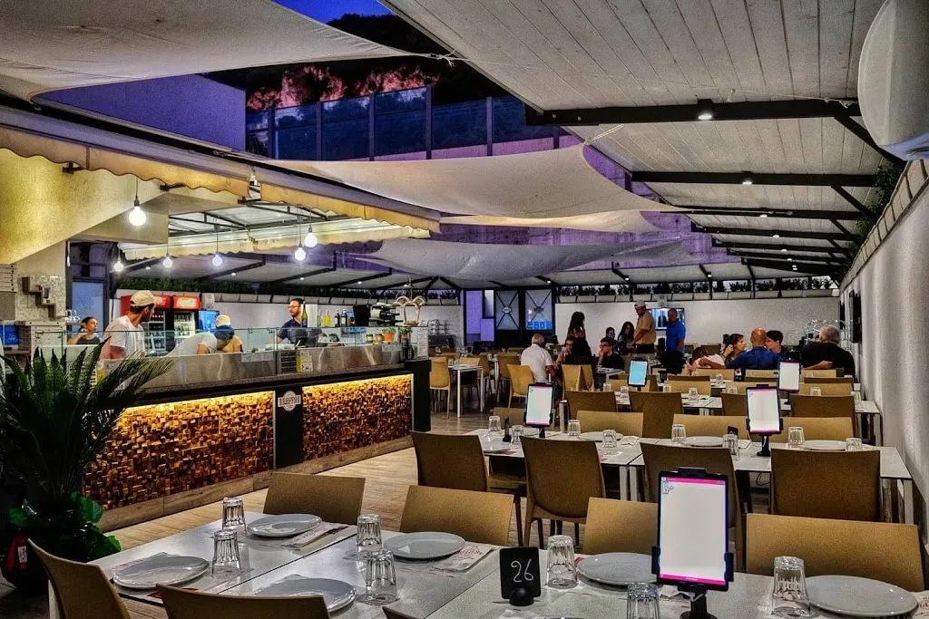 Fratelli Raffa - Pizza, Pinsa & Food restaurant in Rometta