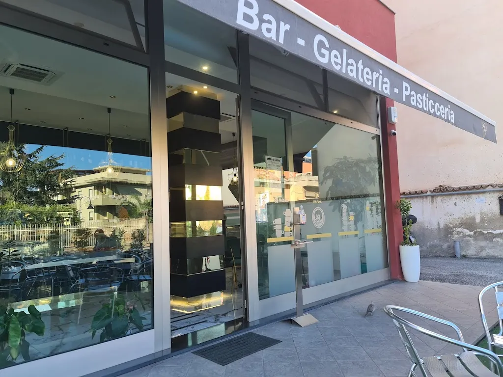 Chic Bar_Rometta_slider_image_1