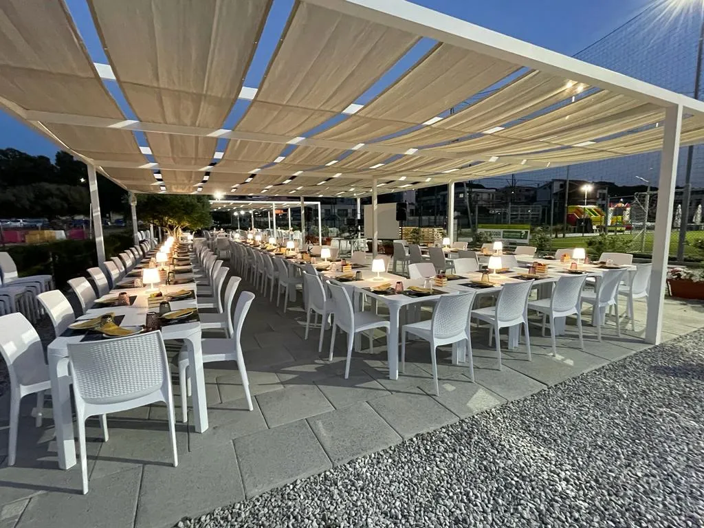 Pizza Village Club restaurant in Rometta