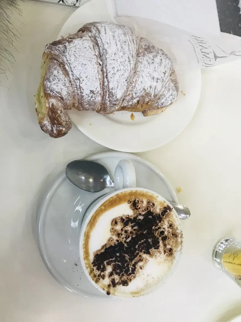 Carmela NP D'Arrigo_Bar Fiumara Vittoria - Gusto a Colori_Rometta Marea_recensione