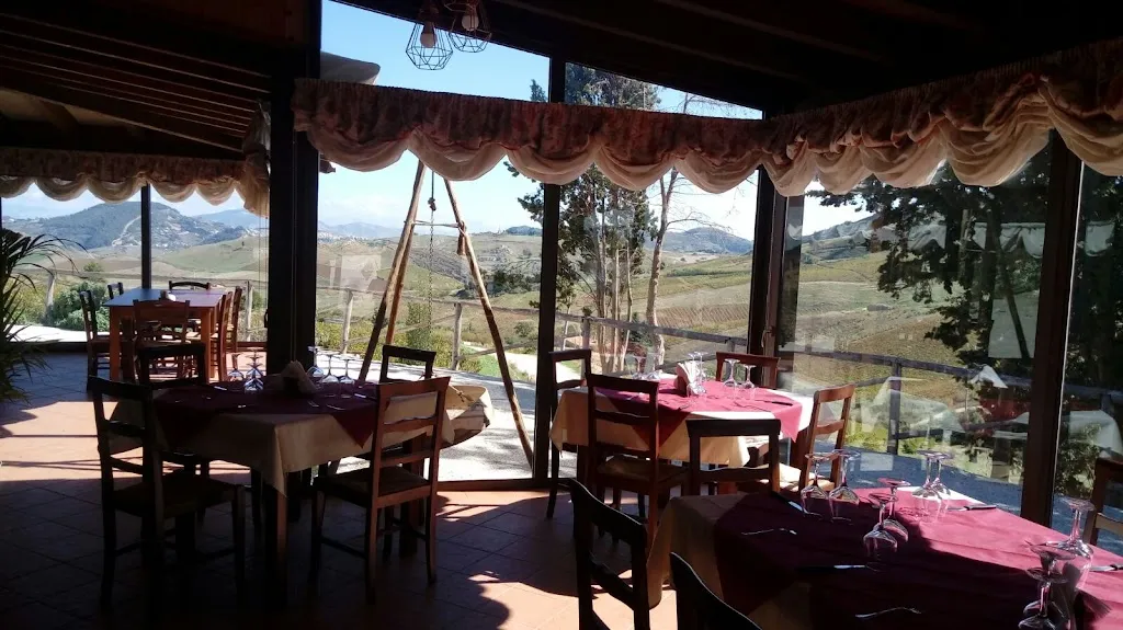 Fattoria Del Casale_Salemi_slider_image_3