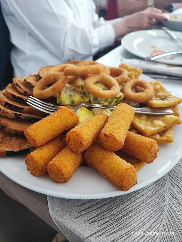 Ristorante Pizzeria Primavera_San Biagio Platani_slider_image_3