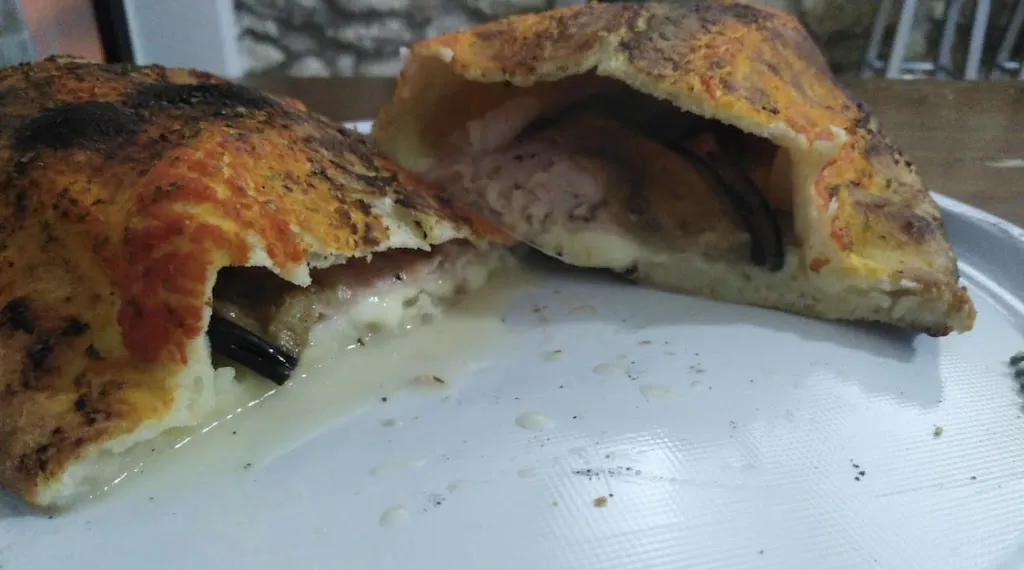 Francesca Tirrito_Pizzeria Arco Antico_San Biagio Platani_review