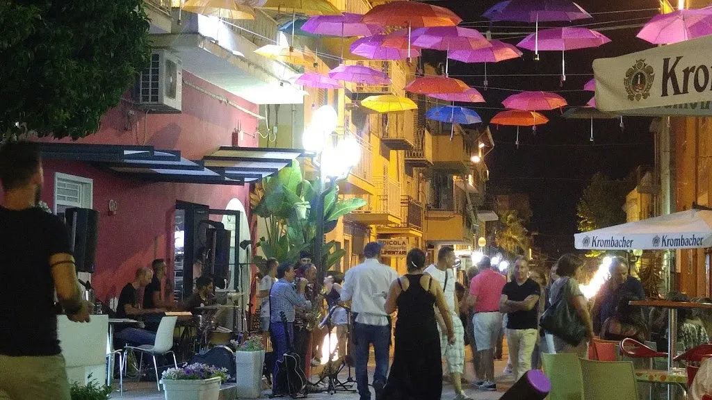 Le Bistrot restaurant in San Biagio Platani