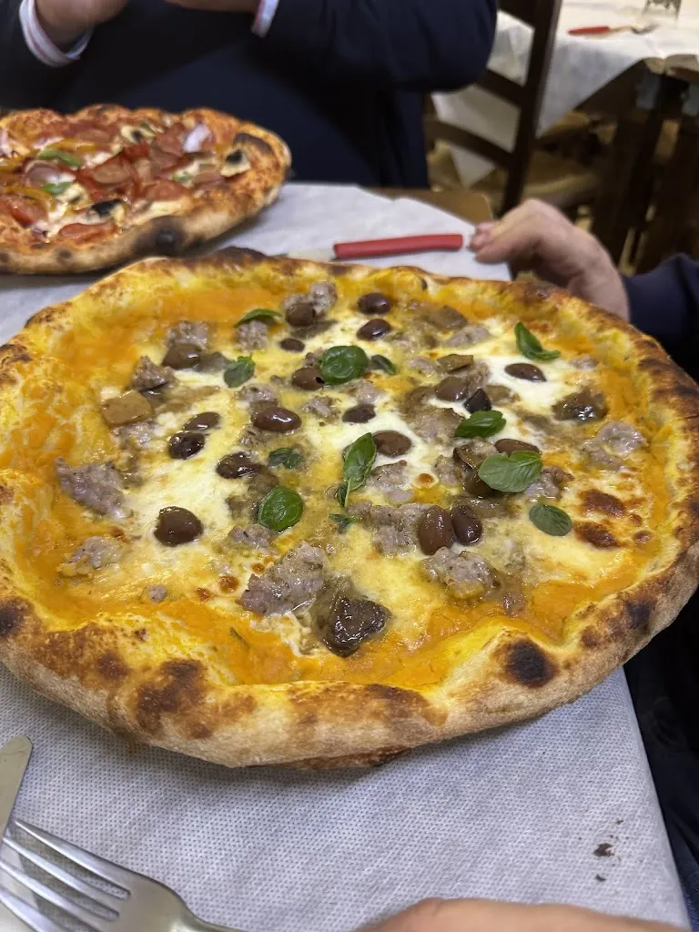 Rosario Caruso_Gianni e Pinotto_San Cipirello_review