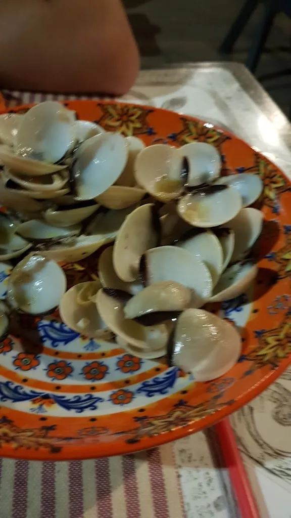 Michele Chiaromonte_RISTORANTE PIZZERIA KISSKISS_Lesina_Bewertung