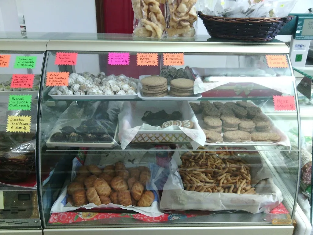 Gastronomia f.lli Mazzullo restaurant in San Fratello