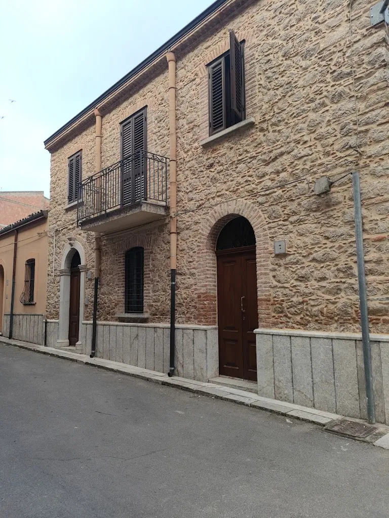 Piero Balistreri_Casa di Carlo_San Fratello_review