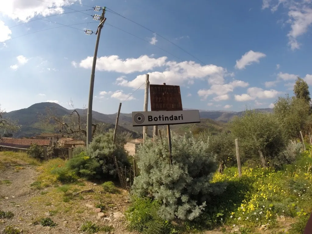 Leonardo Botindari_Bar affittacamere biondo_San Mauro Castelverde_review