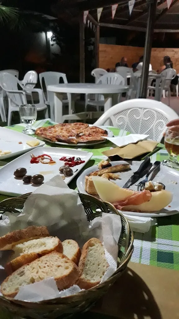 Menu_Tropical Village di Cristina Szilveszter_San Michele di Ganzaria_immagine_4