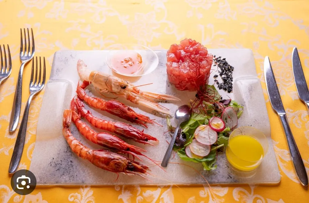 Tropical Village di Cristina Szilveszter_San Michele di Ganzaria_slider_image_3