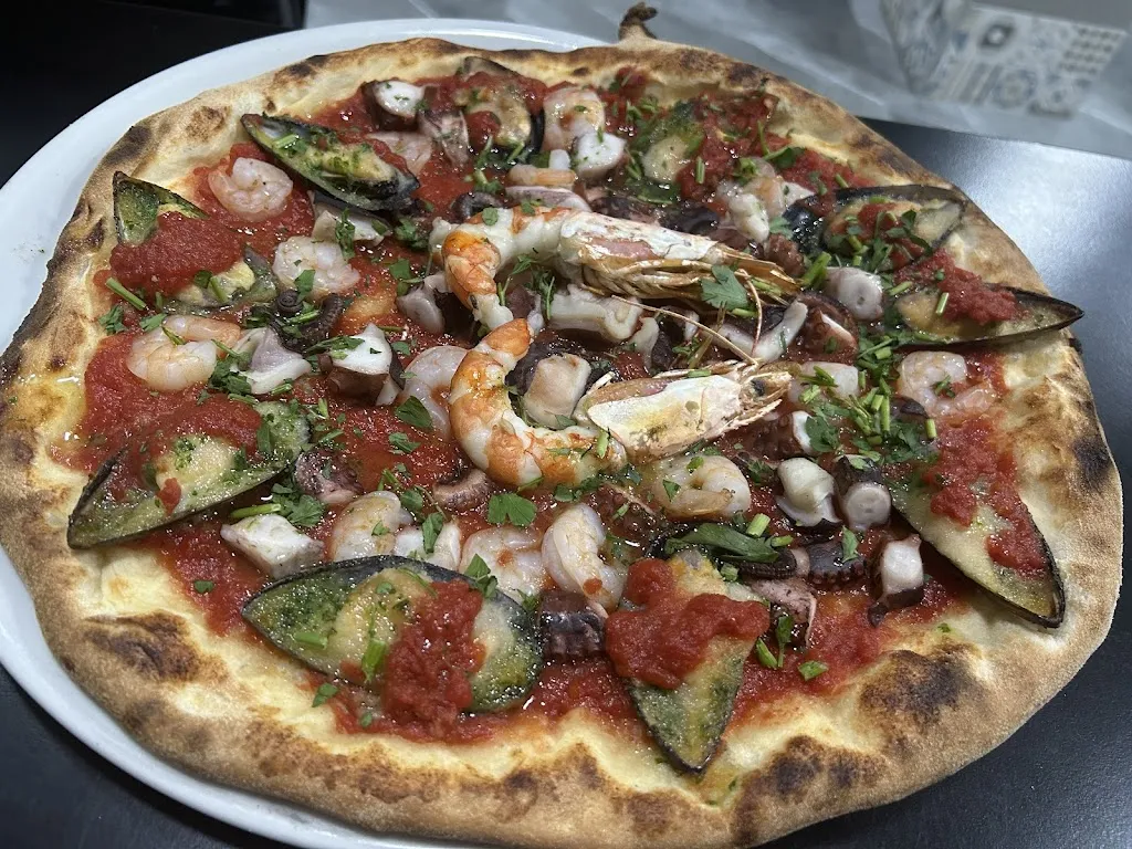 Ciko's Pizzeria_San Michele di Ganzaria_slider_image_3