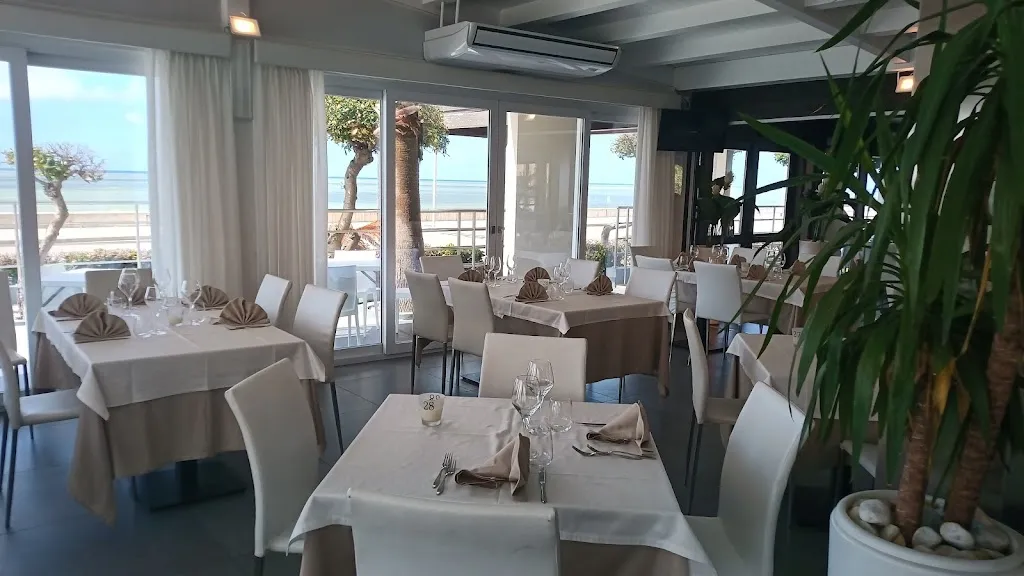 Ristorante Asteria di Pino restaurant in Sant'Agata di Militello