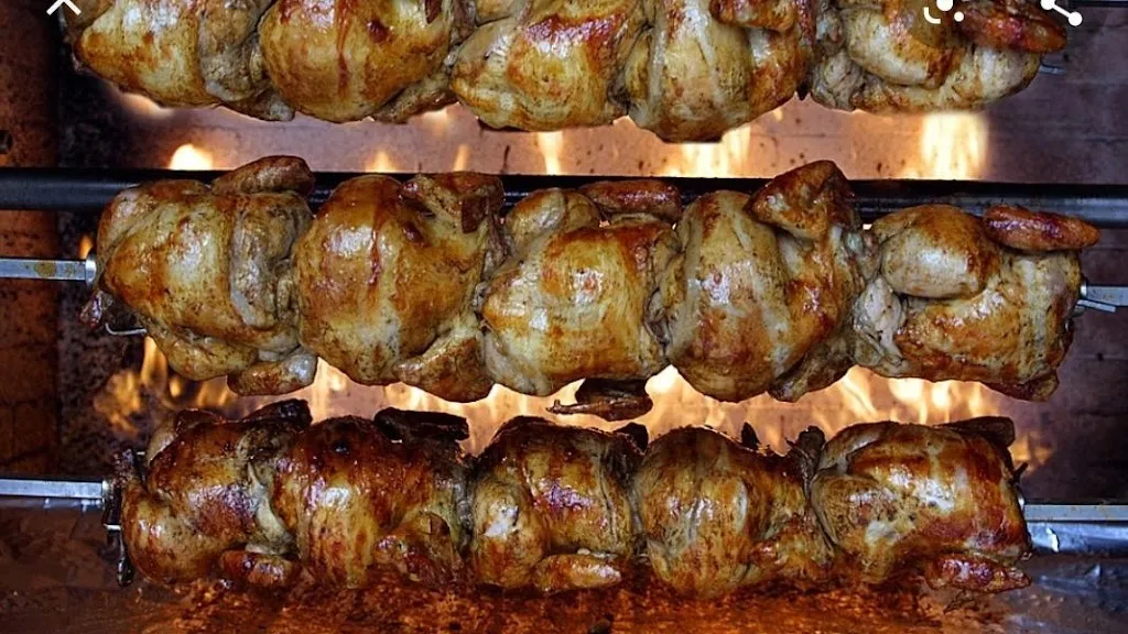 Girarrosto Leonardi_San Pietro Clarenza_slider_image_2