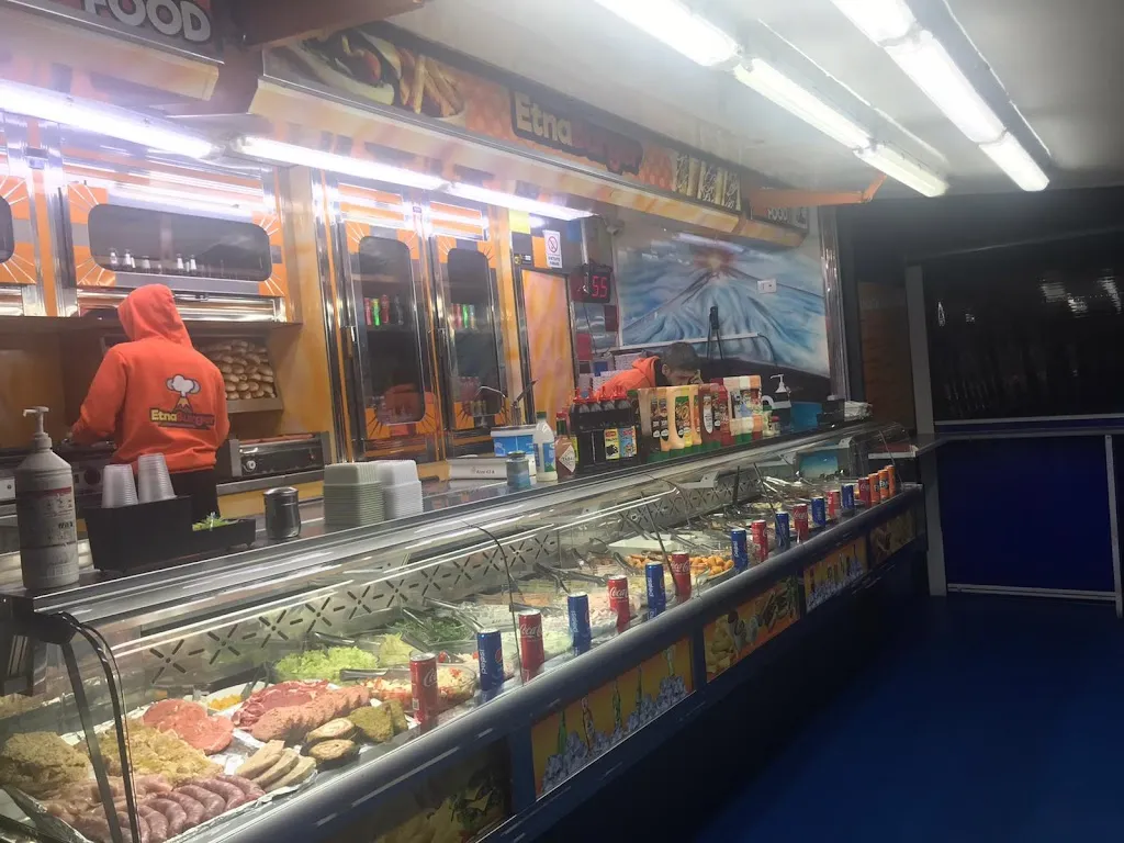 Etna Burger_San Pietro Clarenza_slider_image_2