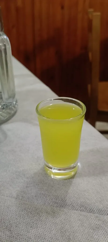 Agnieszka Płaszewska_Pizzeria Trocadero_Sant'Alessio Siculo_recensione