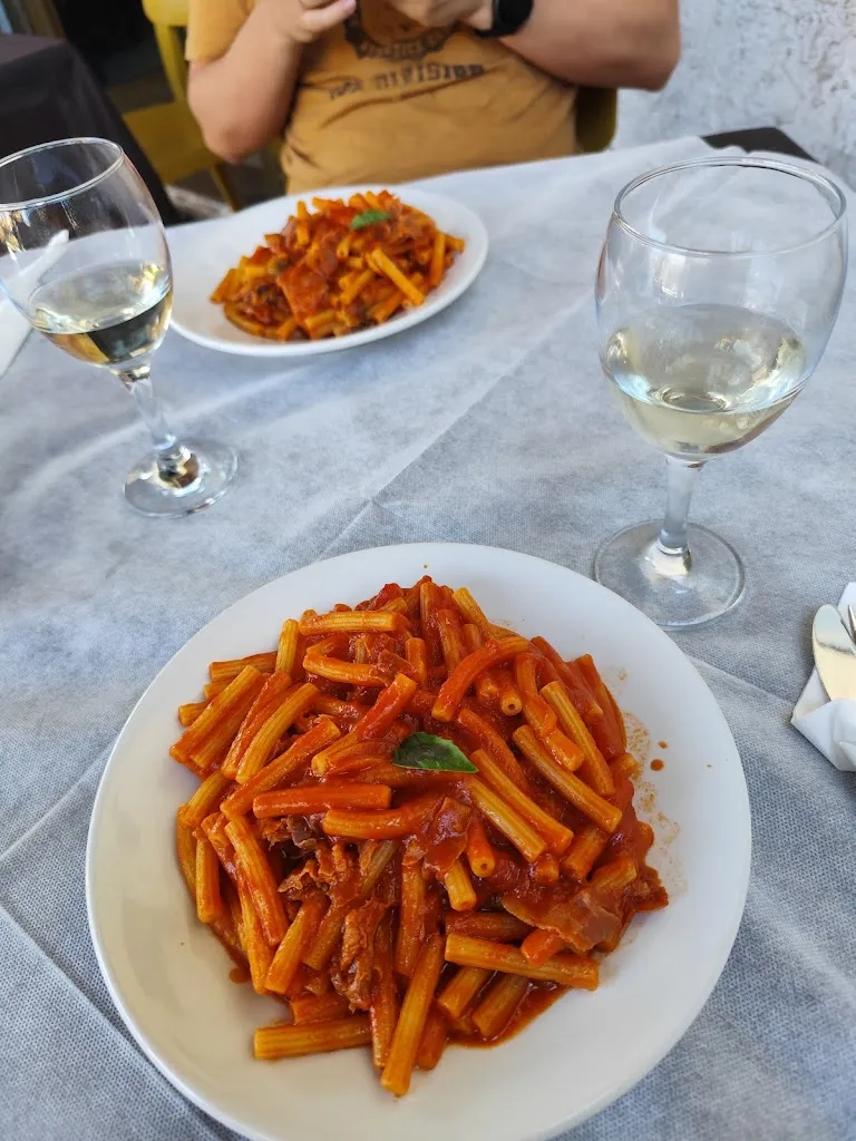 Pizzeria Trocadero_Sant'Alessio Siculo_slider_image_2